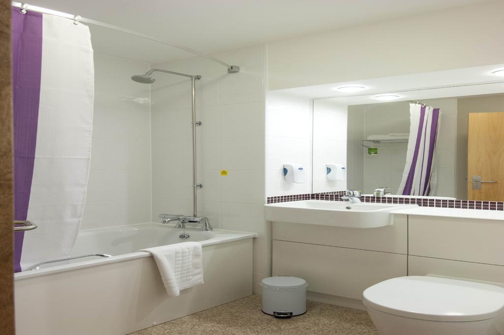 Premier Inn Glasgow Airport 佩斯利 客房 照片